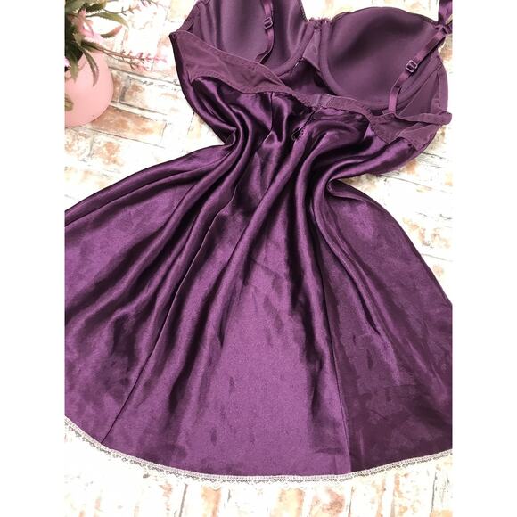 Vintage Ambrielle Plum Satin Babydoll Lingerie Trim Lace SZ Large Lightly Padded - Picture 8 of 9